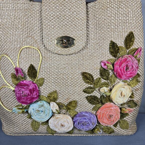 Vintage Handmade Tote Bag Velvet Flowers Woven Straw Look Purse Acrylic Handles - Picture 2 of 12